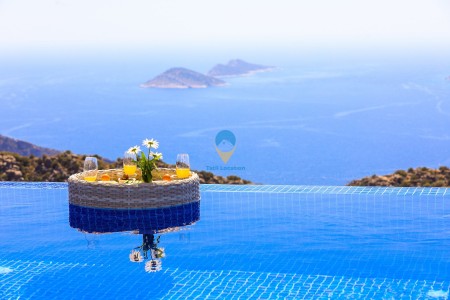 Villa Henna
